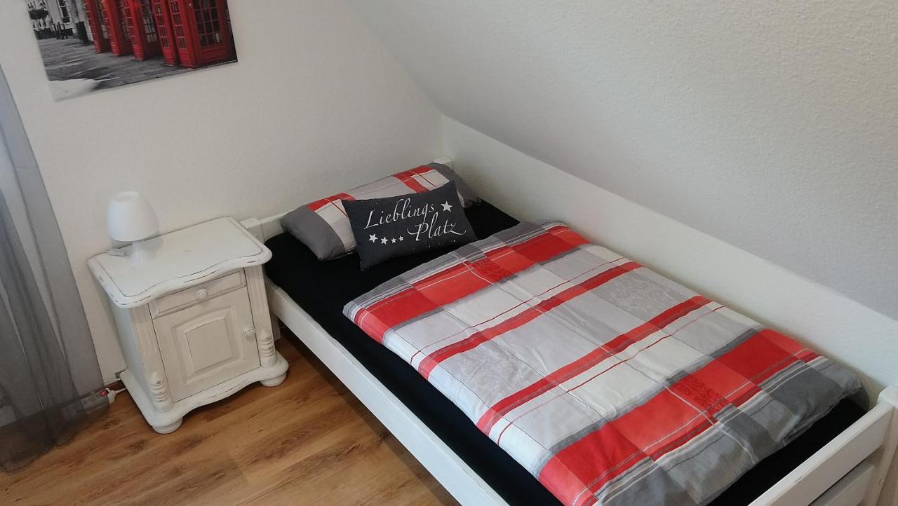 Privates Einzelzimmer Bei Der Weser-Ems-Halle Oldenburg Dış mekan fotoğraf