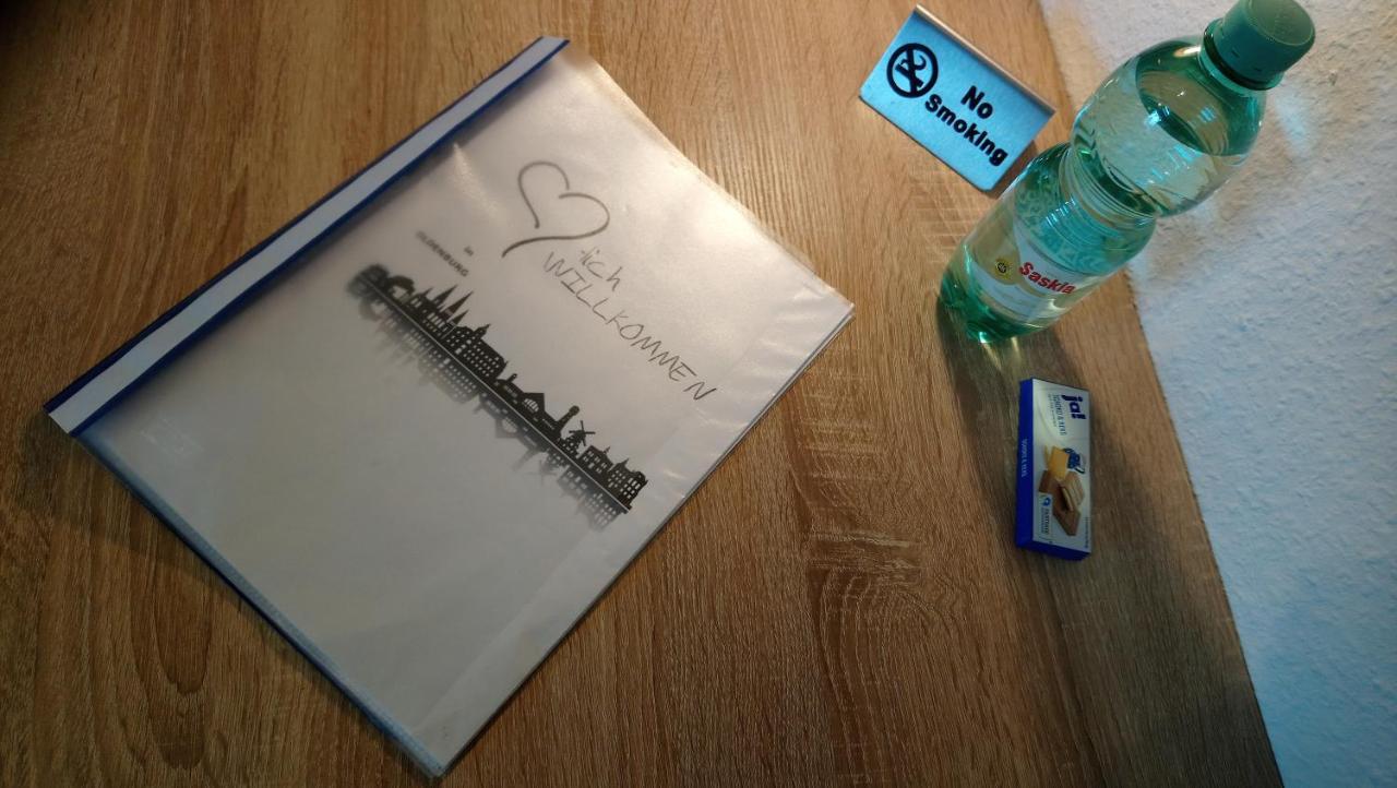 Privates Einzelzimmer Bei Der Weser-Ems-Halle Oldenburg Dış mekan fotoğraf